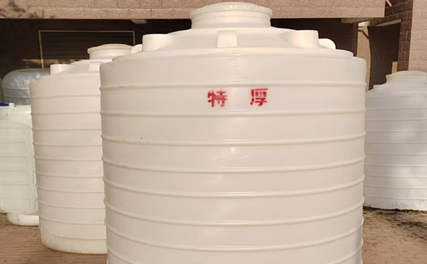 特厚阿克塞塑料桶批量交付实录：强化结构应对严苛储运环境